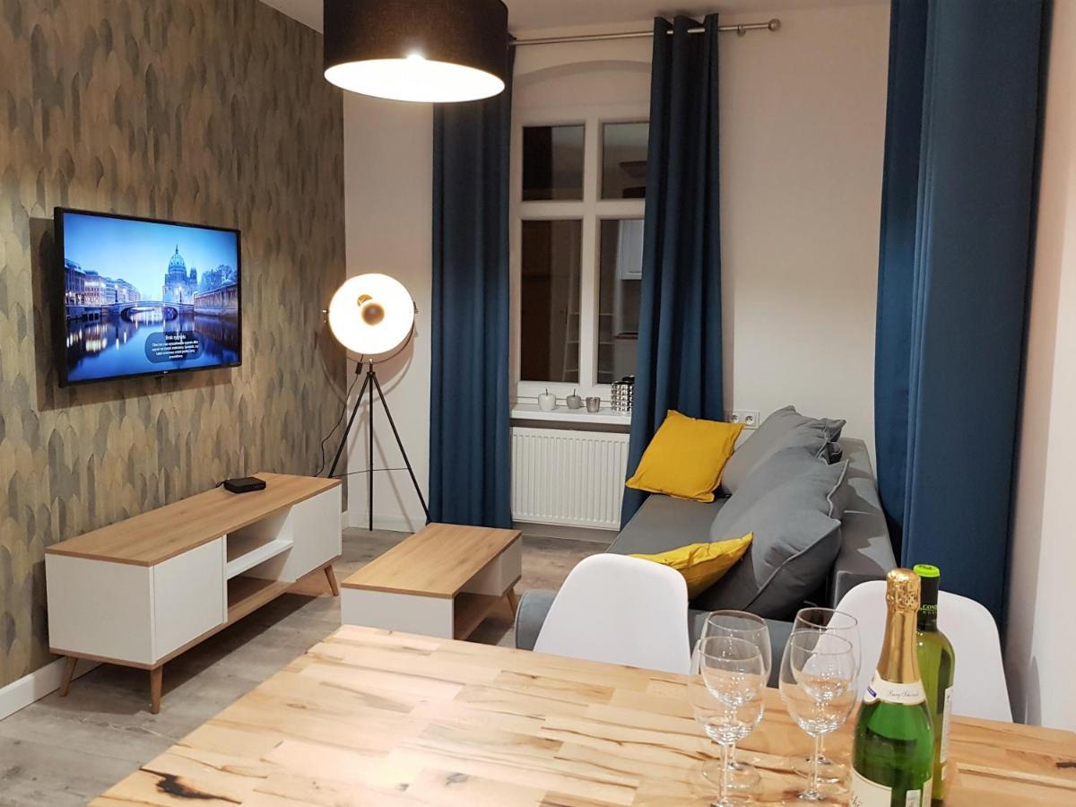 Apartament Przy Placu Piastowskim Jelenia Góra Exteriör bild